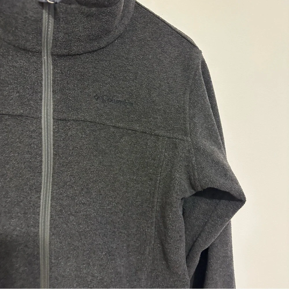 Columbia Fleece Jacket in Gray large 14/16